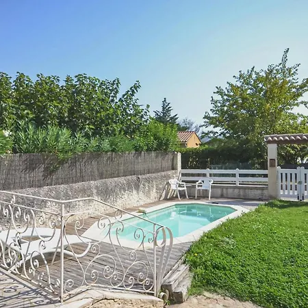 In With Outdoor Swimming Pool Tulette